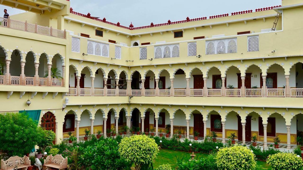 The Grand Haveli And Resort Nawalgarh Exterior photo